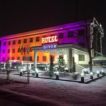 Diyor Hotel Marghilon Exterior foto