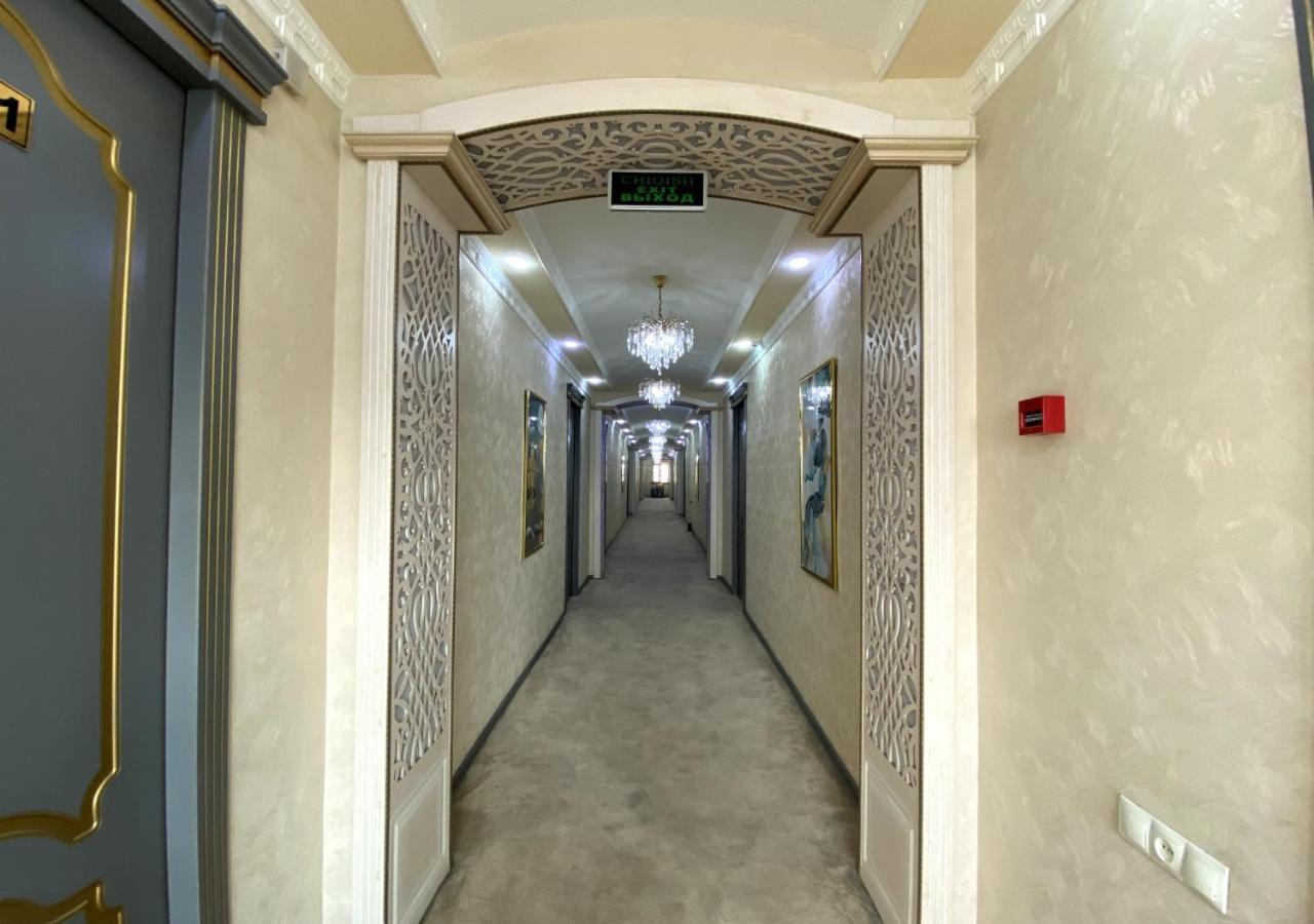 Diyor Hotel Marghilon Exterior foto
